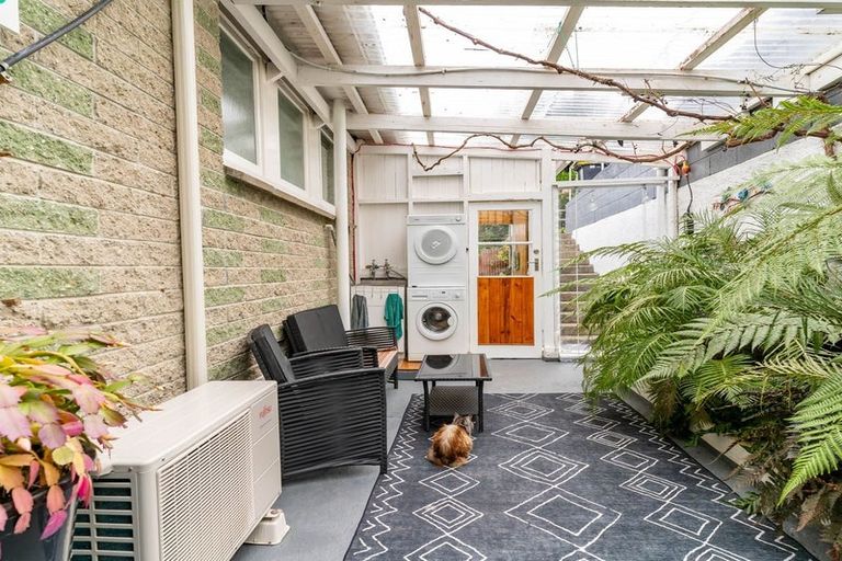 Photo of property in 6 Harbour Terrace, Careys Bay, Port Chalmers, 9023