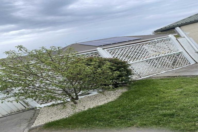 Photo of property in 2/200 Wainoni Road, Avondale, Christchurch, 8061