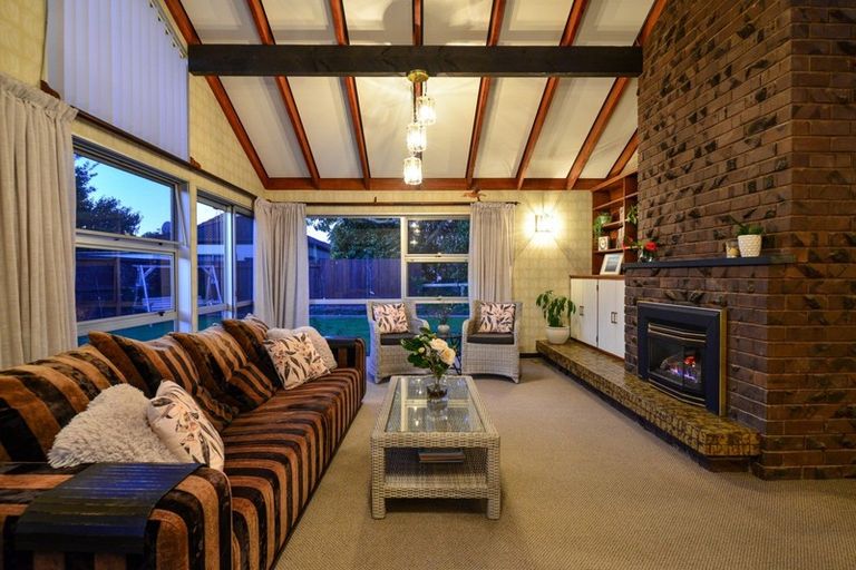 Photo of property in 72 Braid Road, St Andrews, Hamilton, 3200