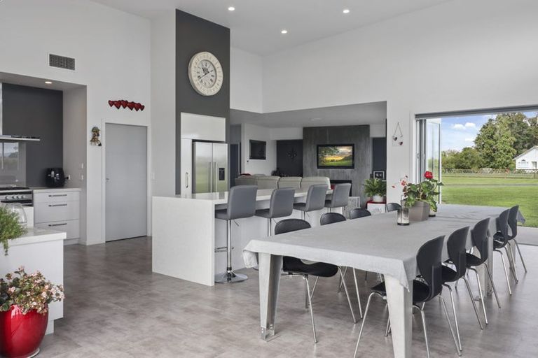 Photo of property in 382 Taukoro Road, Morrinsville, 3375