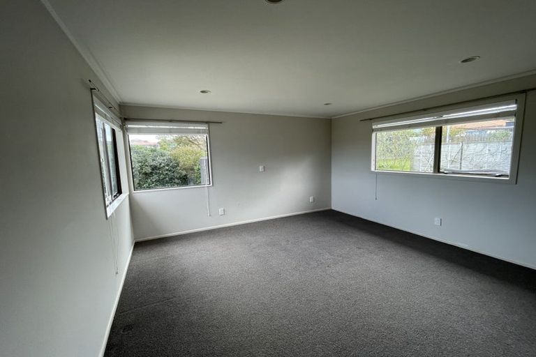 Photo of property in 21 Rimu Road, Stanmore Bay, Whangaparaoa, 0932