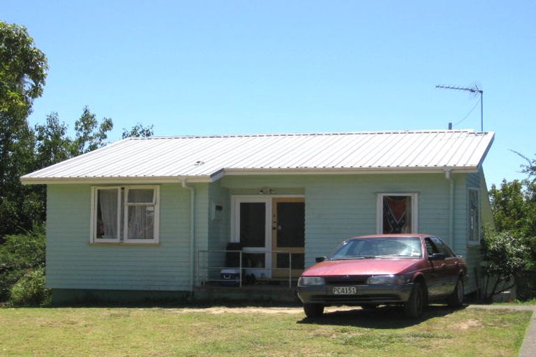 Photo of property in 55 Lysander Crescent, Beach Haven, Auckland, 0626