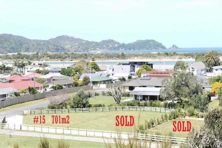 Photo of property in 15 Kakariki Road, Ngunguru, Whangarei, 0173