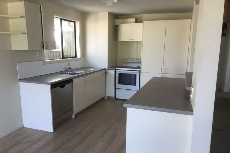 Photo of property in 18 Hillary Crescent, Upper Riccarton, Christchurch, 8041