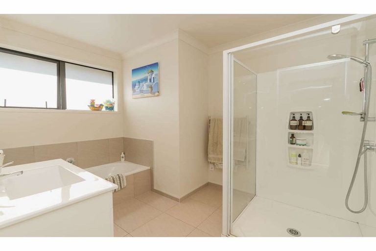 Photo of property in 12b Jacaranda Place, Parklands, Christchurch, 8083