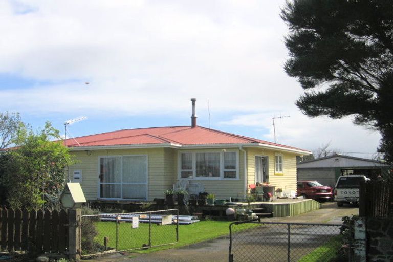 Photo of property in 22 Churchill Street, Dargaville, 0310