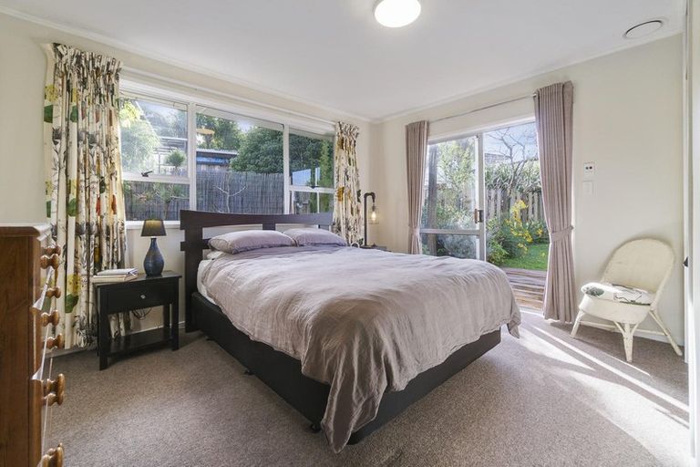 Photo of property in 28 Newham Place, Henderson, Auckland, 0612