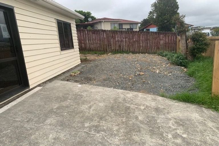 Photo of property in 4a Karepo Crescent, Ranui, Auckland, 0612
