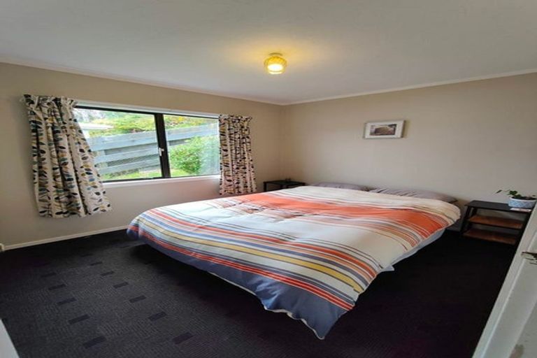 Photo of property in 129 Jamaica Drive, Grenada North, Wellington, 5028