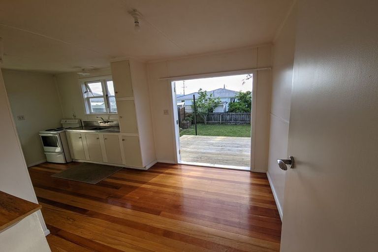Photo of property in 17a Sandford Street, Trentham, Upper Hutt, 5018