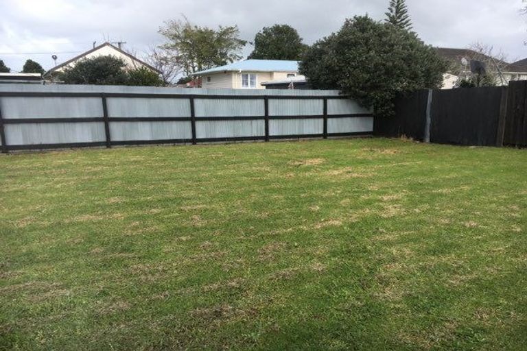 Photo of property in 200 Russell Road, Manurewa, Auckland, 2102