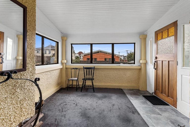 Photo of property in 24 Charlemont Street, Whitiora, Hamilton, 3200