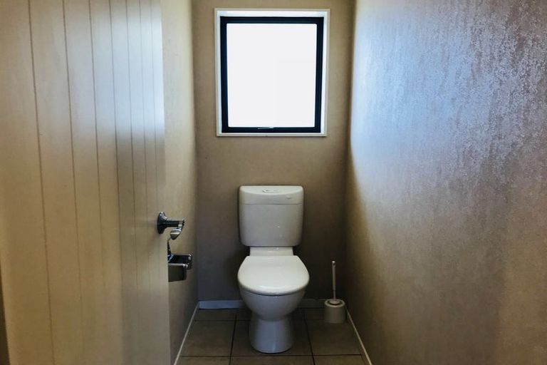 Photo of property in 67 Heath Street, St Andrews, Hamilton, 3200