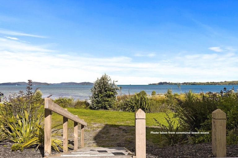 Photo of property in 14 Boathouse Bay Lane, Snells Beach, 0920