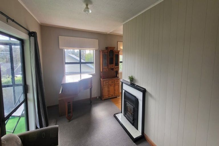Photo of property in 10 Grierson Place, Pukekohe, 2120