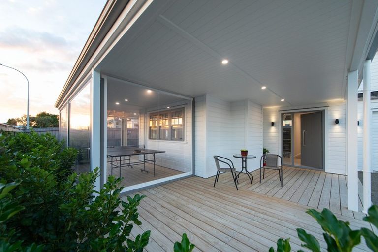 Photo of property in 3 Colombo Street, Palmerston North, 4410