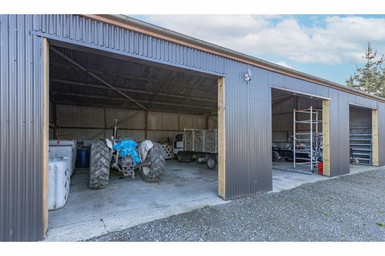 Photo of property in 2208 Old West Coast Road, Kirwee, Christchurch, 7671