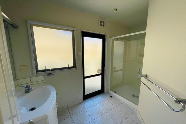 Photo of property in 3 Amante Crescent, Mairangi Bay, Auckland, 0630