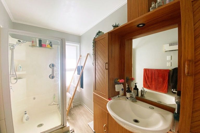 Photo of property in 12 Paulette Place, Queenwood, Hamilton, 3210