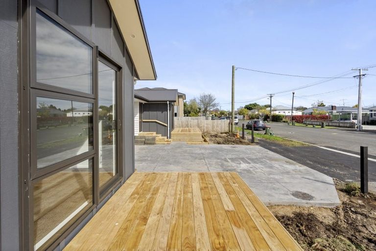 Photo of property in 1/53 Bandon Street, Frankton, Hamilton, 3204