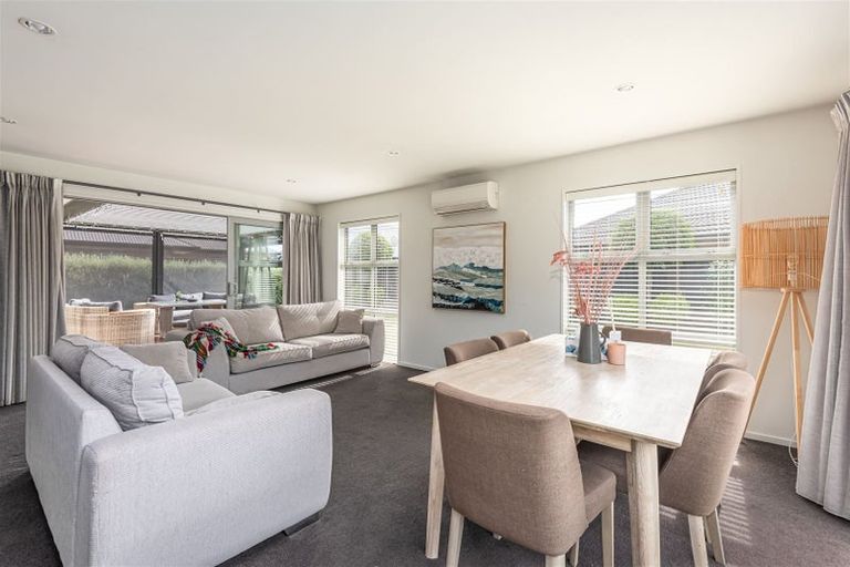 Photo of property in 7 Harston Place, Wigram, Christchurch, 8042