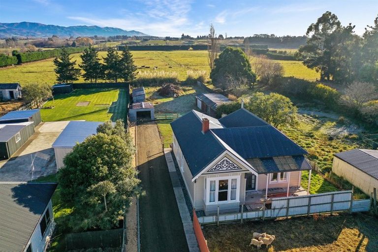 Photo of property in 48 Timaru Road, Waimate, 7924