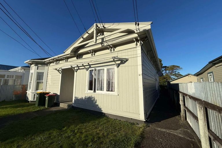 Photo of property in 8 Central Terrace, Alicetown, Lower Hutt, 5010