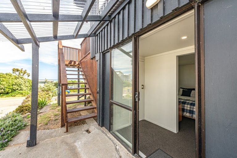 Photo of property in 14 Okiwa Terrace, Waiinu Beach, Whanganui, 4588