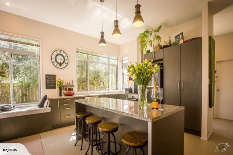 Photo of property in 7 Tee Point, Red Beach, 0932