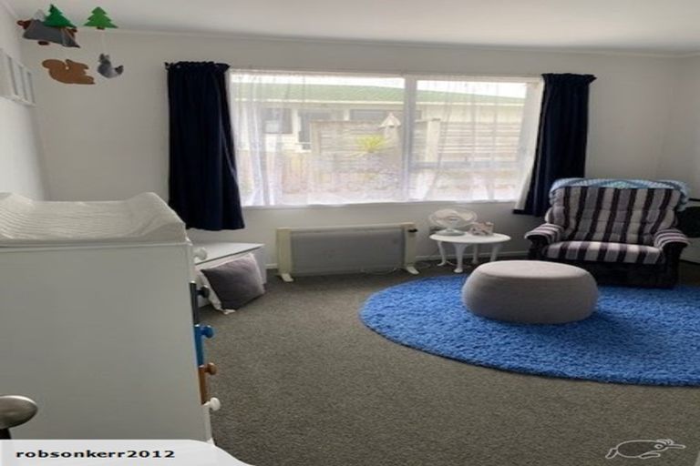 Photo of property in 31 Blanche Way, Half Moon Bay, Auckland, 2012