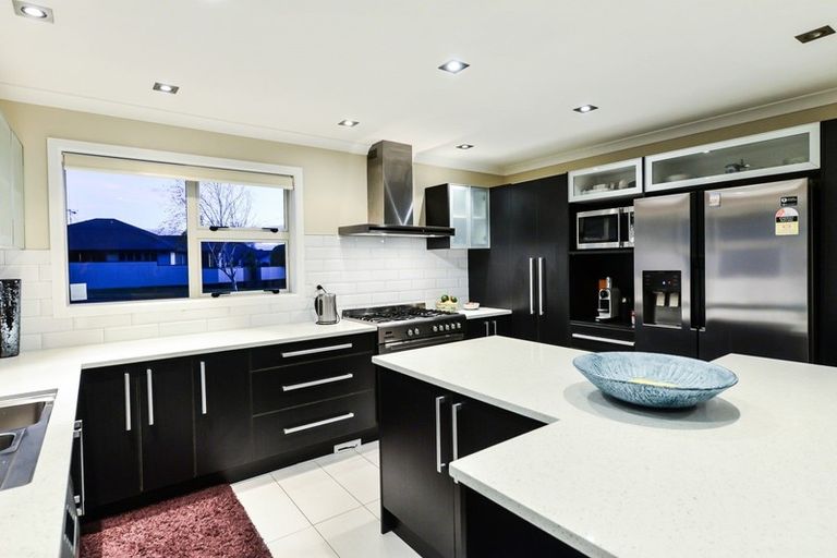 Photo of property in 17 Compton Grove, Huntington, Hamilton, 3210