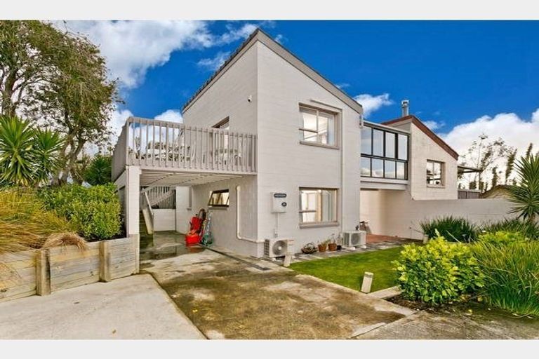 Photo of property in 1137/135 Manuka Road, Bayview, Auckland, 0629