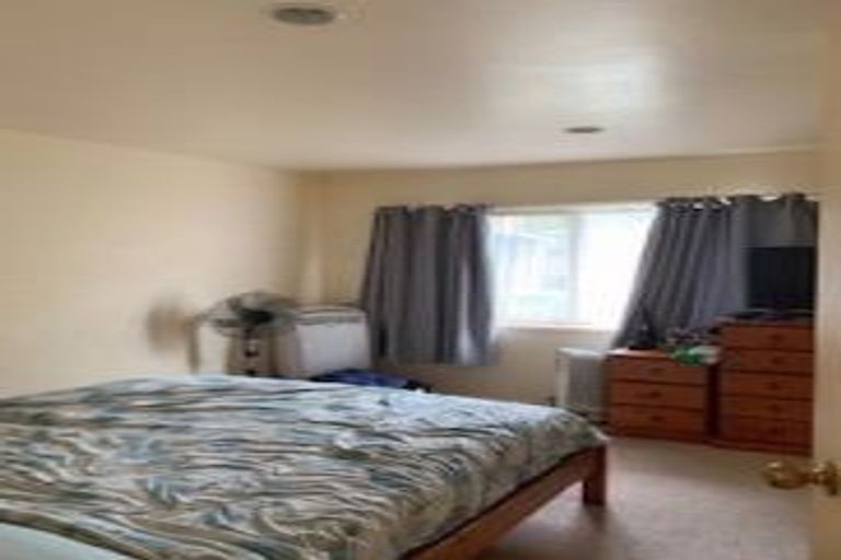 Photo of property in 1/40 Edgeworth Road, Glenfield, Auckland, 0629