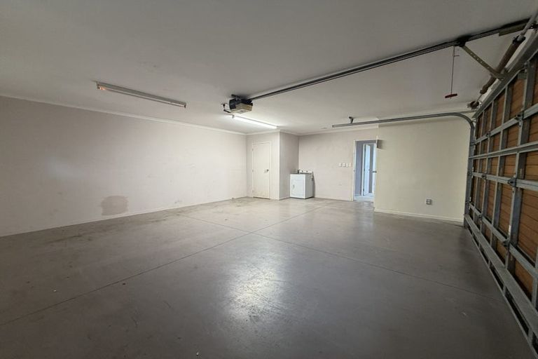 Photo of property in 119 Redoubt Road, Goodwood Heights, Auckland, 2105