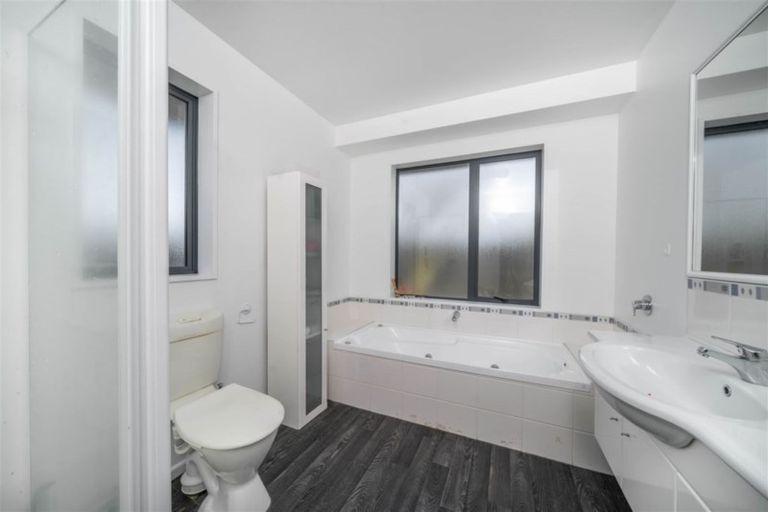 Photo of property in 47 Shearwater Drive, Woolston, Christchurch, 8023