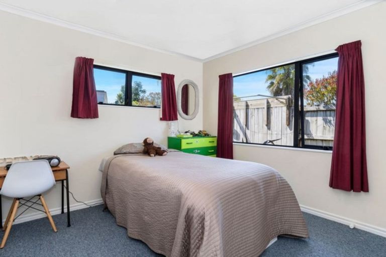 Photo of property in 19 Calypso Drive, Papamoa Beach, Papamoa, 3118