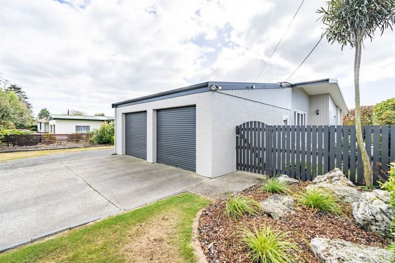 Photo of property in 1 Clyde Street, Gore, 9710