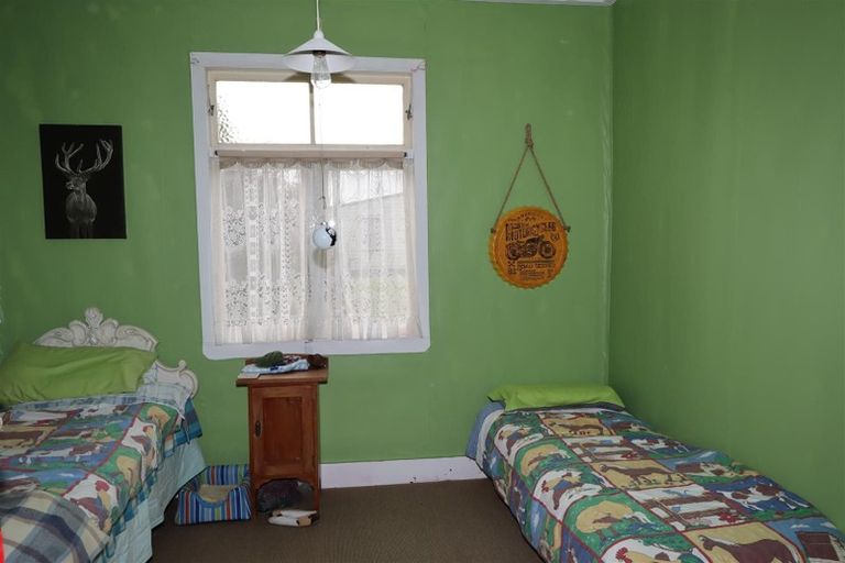 Photo of property in 6 Linley Crescent, Te Kopuru, 0391