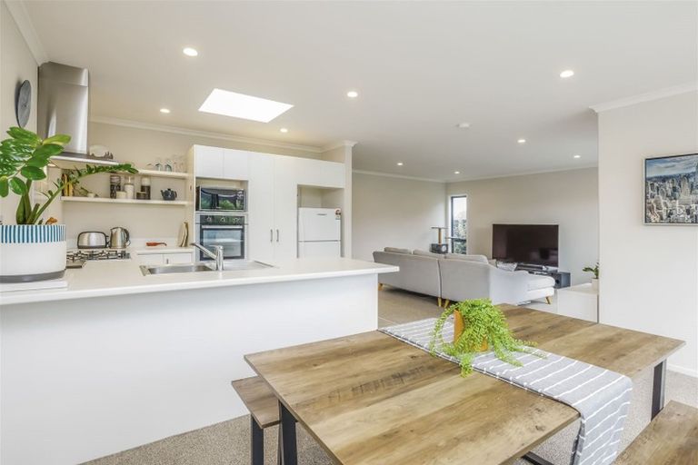 Photo of property in 125 Battalion Drive, Papakura, 2110