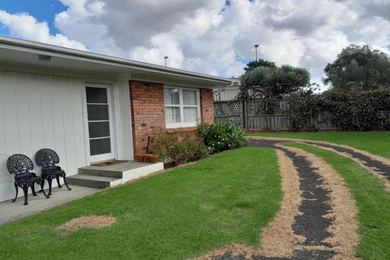 Photo of property in 9 Landscape Road, Pukekohe, 2120