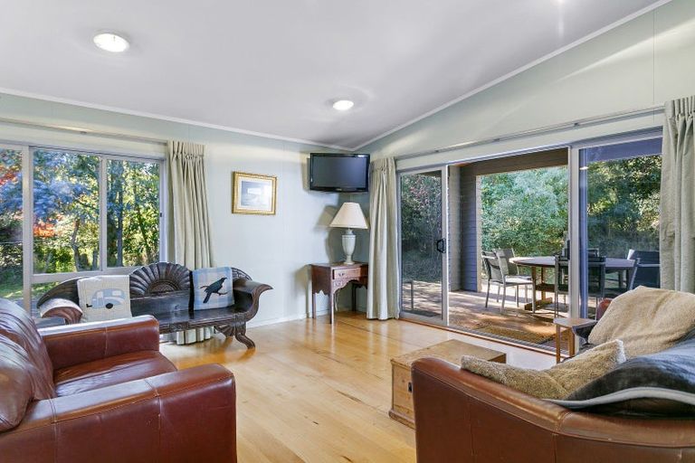 Photo of property in 6 Yasmin Lane, Kinloch, Taupo, 3377