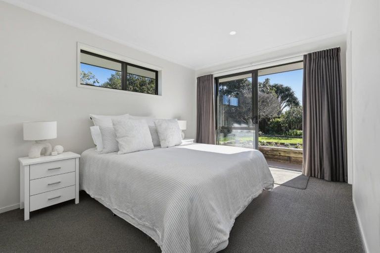 Photo of property in 12 Contour Avenue, Pyes Pa, Tauranga, 3112
