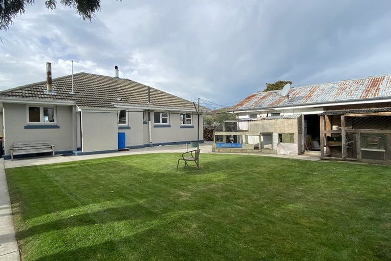 Photo of property in 70 Winters Road, Redwood, Christchurch, 8051