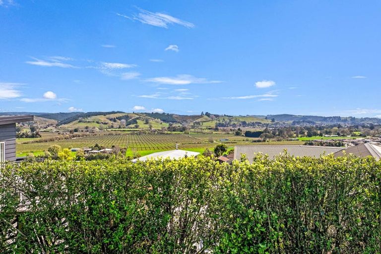 Photo of property in 26 Katania Heights, Brightwater, 7022