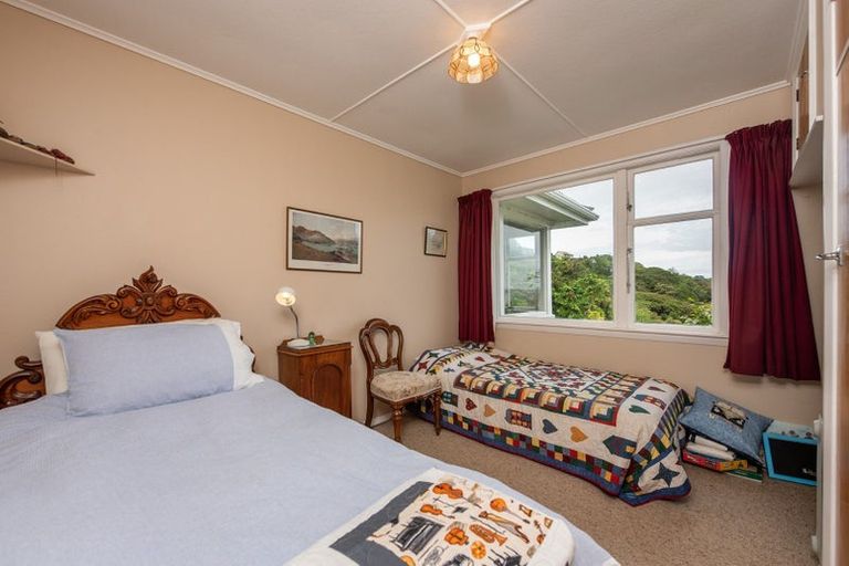 Photo of property in 44 Acheron Road, Paremata, Porirua, 5026