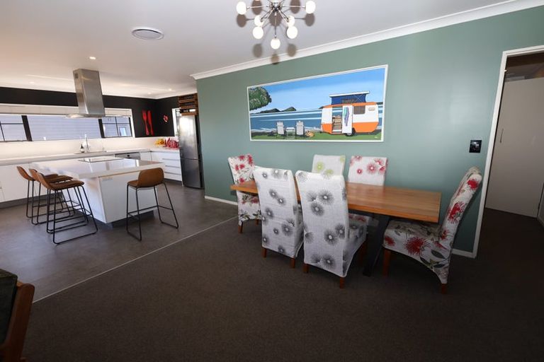 Photo of property in 10 Kiriwai Place, Matua, Tauranga, 3110