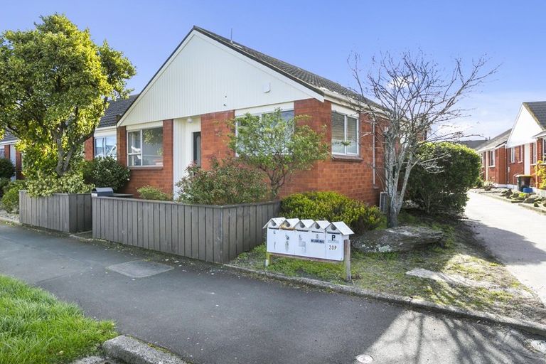 Photo of property in 20d Oxford Street, South Dunedin, Dunedin, 9012