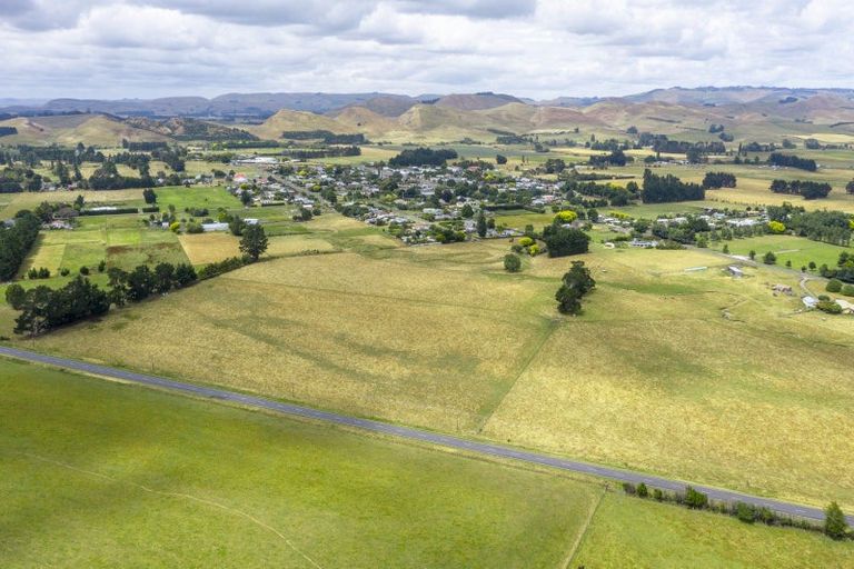 Photo of property in State Highway 2, Takapau, 4203