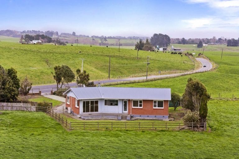 Photo of property in 425 Makerua Road, Tokomaru, 4474