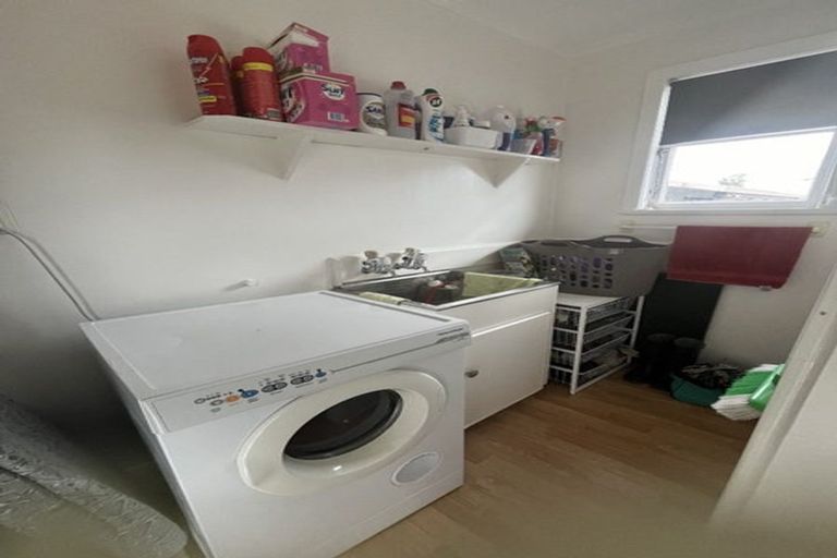 Photo of property in 1/7 Settlement Road, Papakura, 2110